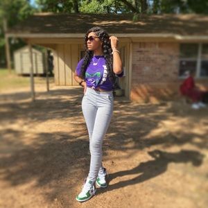 Meet your Posher, Jade